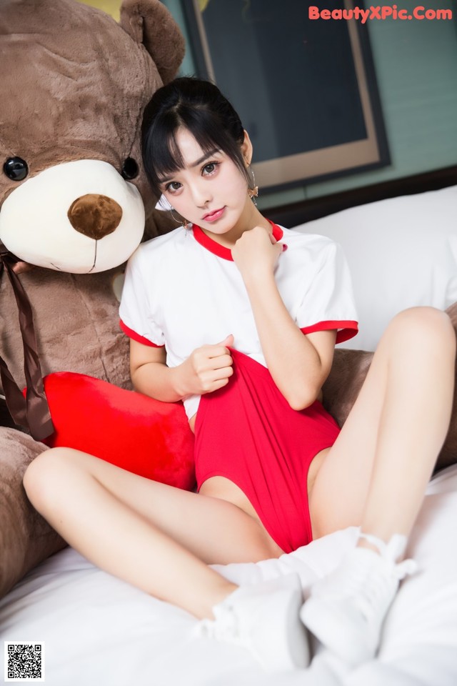 TouTiao 2017-11-04: Model Zhou Xi Yan (周 熙 妍) (11 photos) No.7cc26e