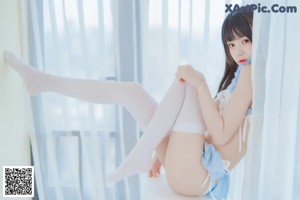 Coser @ 桜 桃 喵 Vol.005: 爱丽丝 的 兔子 + 特写 (76 photos)